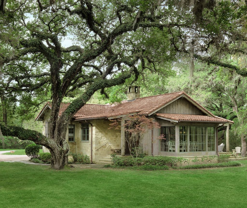 Houston Oaks, Cabins & Fish Camp